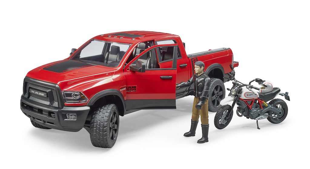 RAM 2500 s motorkou Ducati a řidičem - Bruder 02502 8 RAM 2500 s motorkou Ducati a řidičem - Bruder 02502 - Obrázek 8