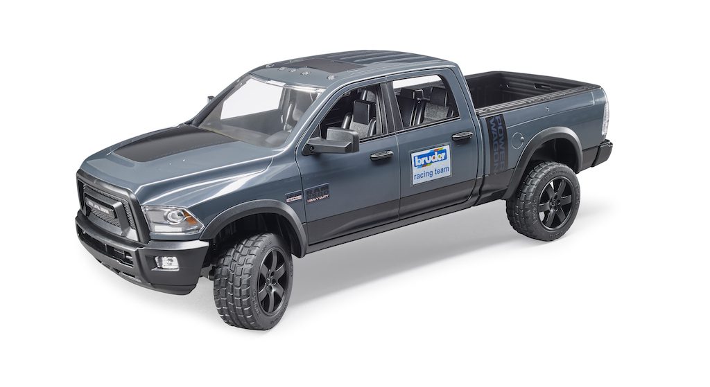 RAM 2500 a závodní roadster - Bruder 02504 11 RAM 2500 a závodní roadster - Bruder 02504 - Obrázek 11