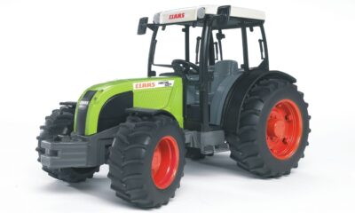 Traktor Claas Nectis 267 F - Bruder 2110