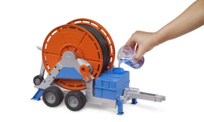 Příslušenství Bruder: Jak rozšířit traktory, bagry i auta