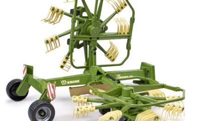 Shrnovač sena Krone - Bruder 2216