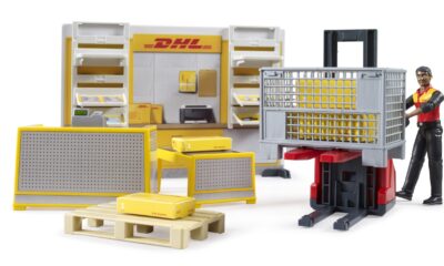 bworld DHL shop s paletovým vozíkem – Bruder 62251