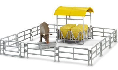 Seník s ohradami, korytem a krávou - Bruder 62612