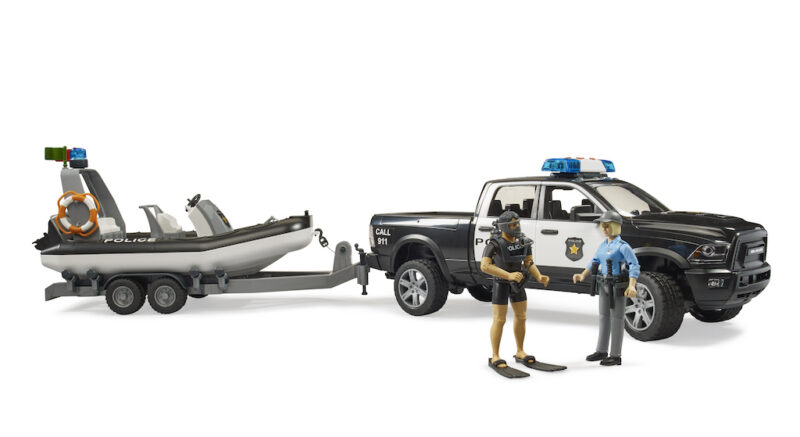 Policejní vůz RAM 2500 s policistkou a potápěčem - Bruder 02507 - Obrázek 2