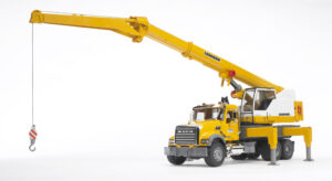 Nákladní automobil MACK Granite a jeřáb Bruder Liebherr 2818