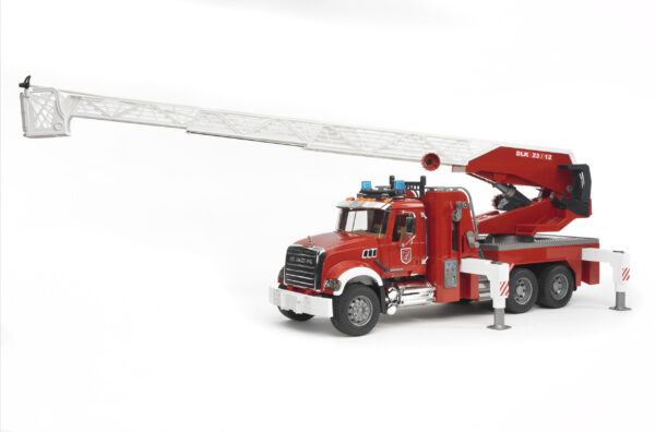 Hasičské auto MACK Granite - Bruder 02821 - Obrázek 3
