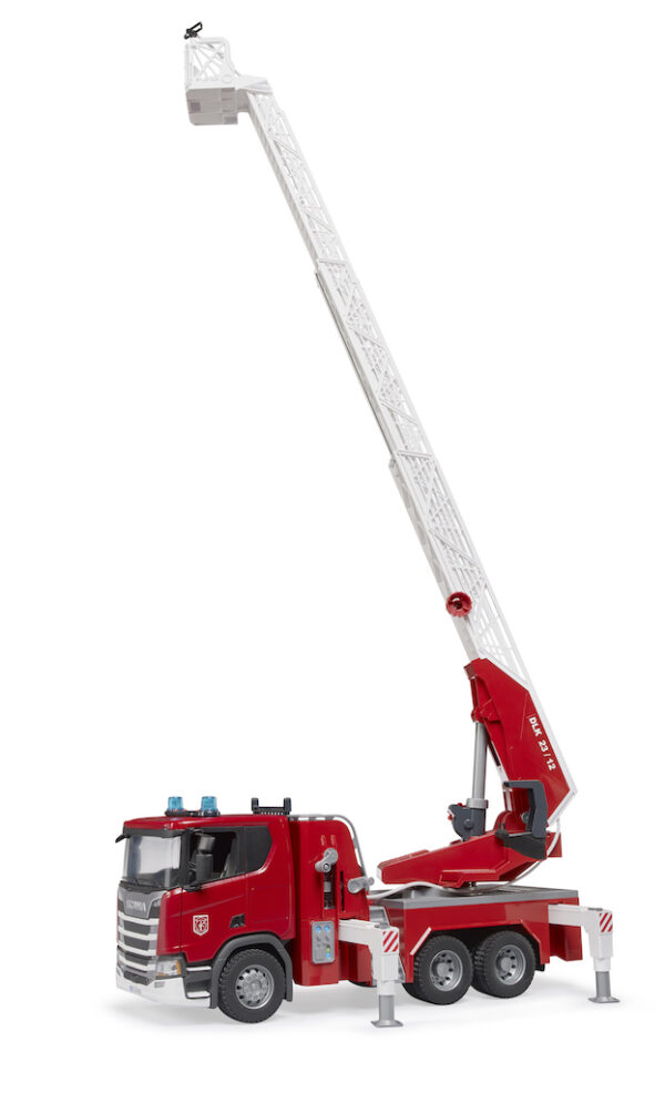 Hasičské auto s jeřábem Scania Super 560R - Bruder 03591 - Obrázek 6