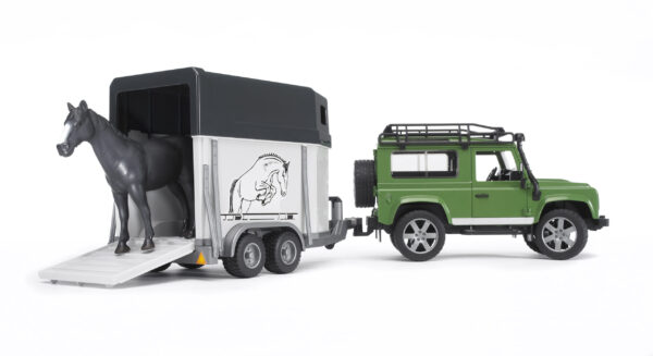 Bruder Land Rover kůň