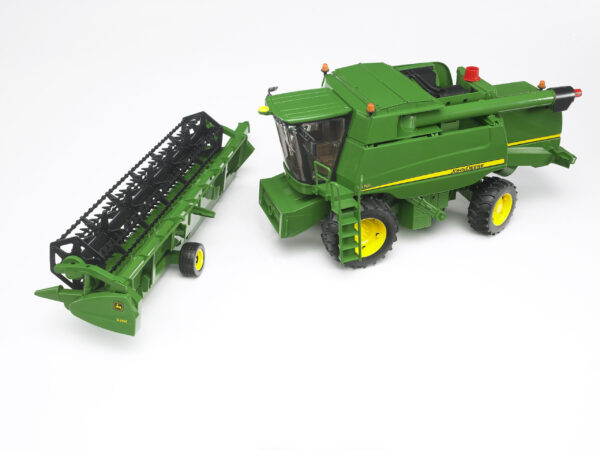 Kombajn John Deere T670i - Bruder 02132 - Obrázek 4