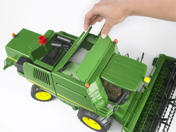 Kombajn John Deere T670i - Bruder 02132 - Obrázek 2