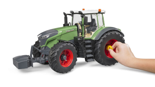 Traktor Fendt Vario 1050 - Bruder 04040 - Obrázek 10