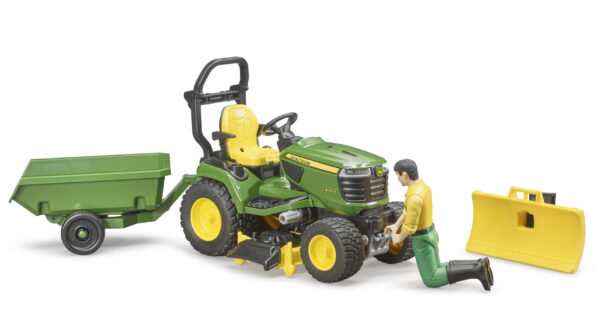 bworld Zahradní traktor John Deere s figurkou a příslušenstvím - Bruder 62104 - Obrázek 7