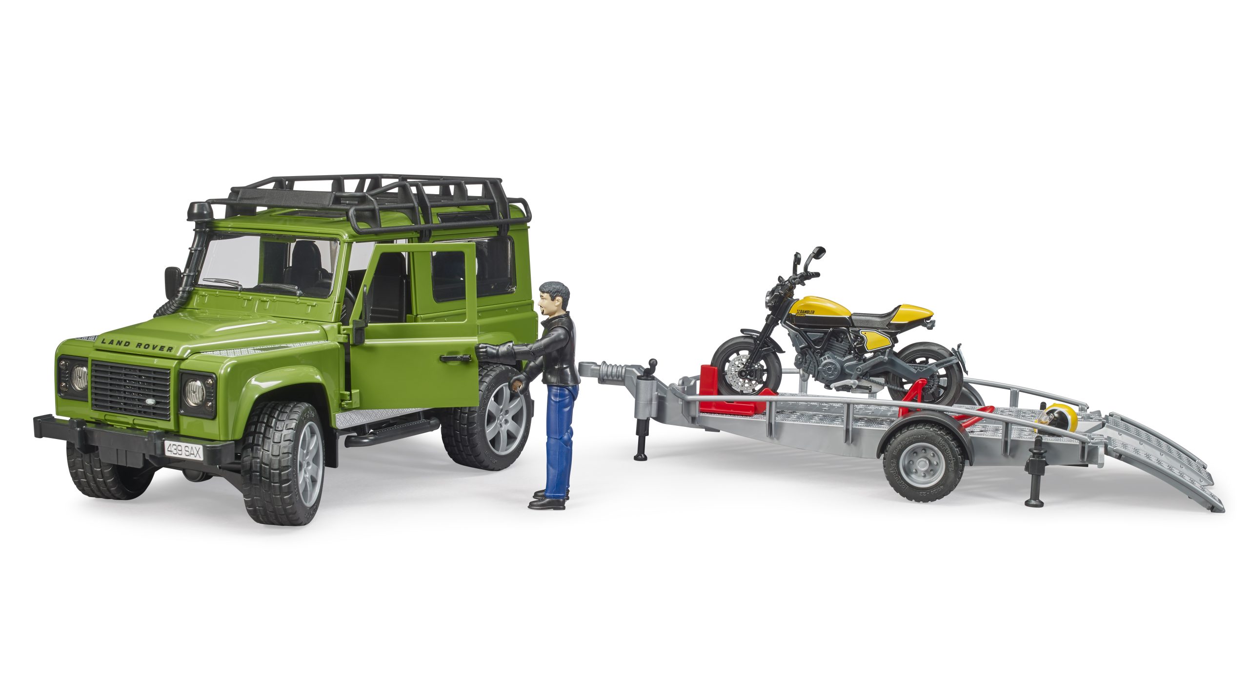 Land Rover Defender s motorkou - Bruder 02589 5 Land Rover Defender s motorkou - Bruder 02589 - Obrázek 5