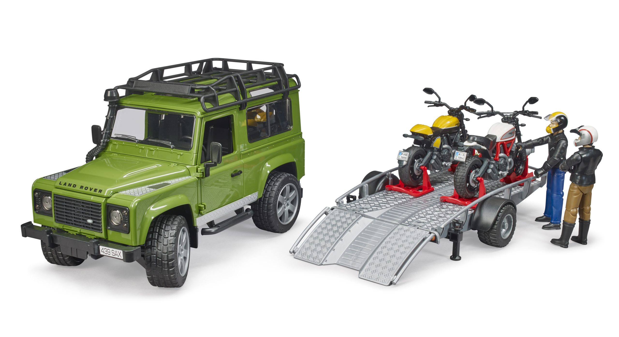Land Rover Defender s motorkou - Bruder 02589 7 Land Rover Defender s motorkou - Bruder 02589 - Obrázek 7
