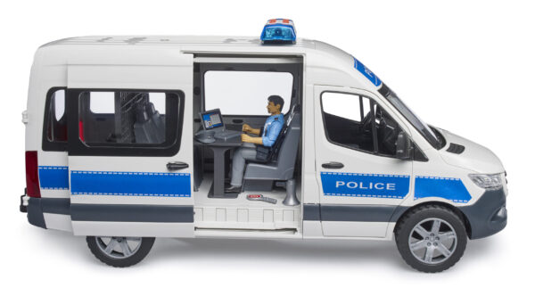 Policejní MB Sprinter s policistou - Bruder 02683 - Obrázek 5