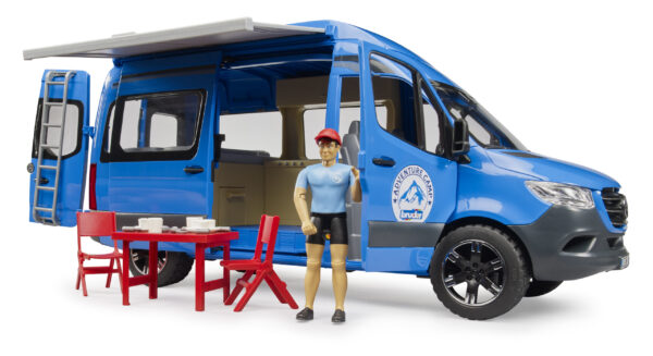 Kempingový MB Sprinter s řidičem a příslušenstvím - Bruder 02684 - Obrázek 3