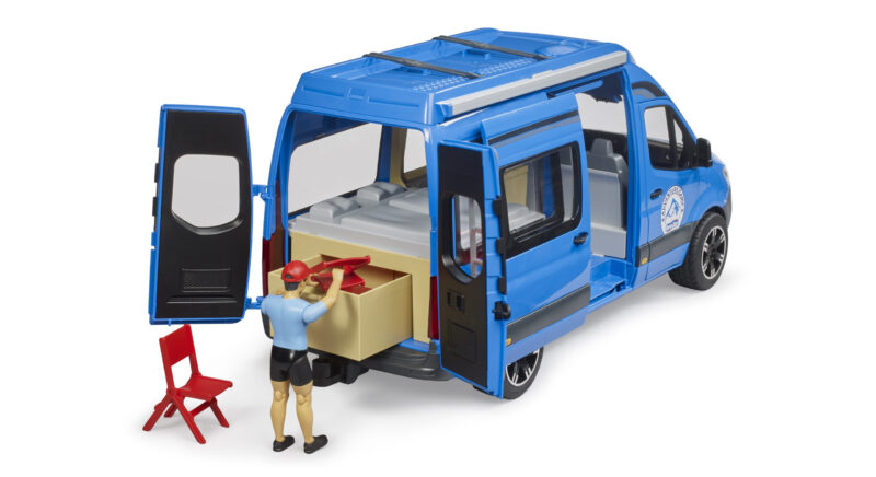 Kempingový MB Sprinter s řidičem a příslušenstvím - Bruder 02684 - Obrázek 6