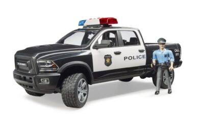 Policejní vůz RAM 2500 s policistou - Bruder 02505