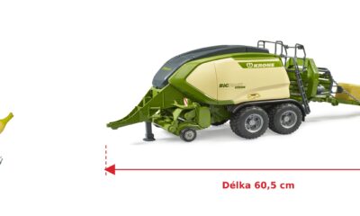 Krone BIG Pack balíkovač se 2 balíky - Bruder 02033 — skutečná velikost 60,5 × 18,5 × 21 cm, porovnání s banánem