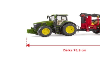 Traktor John Deere 7R 350 s přepravníkem dřeva - Bruder 03154 — skutečná velikost 78,9 × 17,5 × 20,5 cm, porovnání s banánem