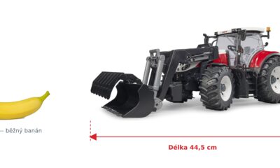 Traktor Steyr 6300 Terrus s nakladačem - Bruder 03181 — skutečná velikost 44,5 × 18 × 20,5 cm, porovnání s banánem