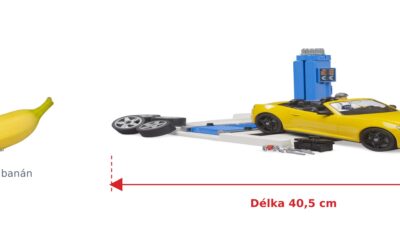 bworld autoservis s mechanikem a roadsterem - Bruder 62112 — skutečná velikost 40,5 × 14,5 × 12 cm, porovnání s banánem