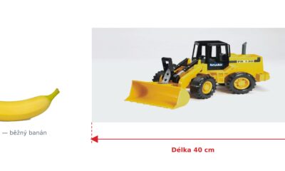 Kolový nakladač FIAT FR 130 - Bruder 02425 — skutečná velikost 40 × 15,3 × 18,2 cm, porovnání s banánem