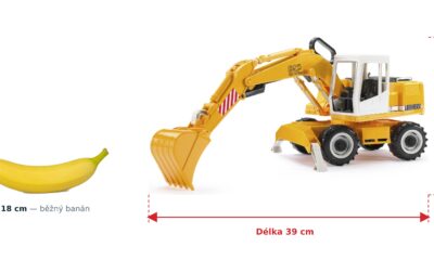 Kolový bagr Liebherr 912 - Bruder 02426 — skutečná velikost 39 × 15,5 × 22 cm, porovnání s banánem